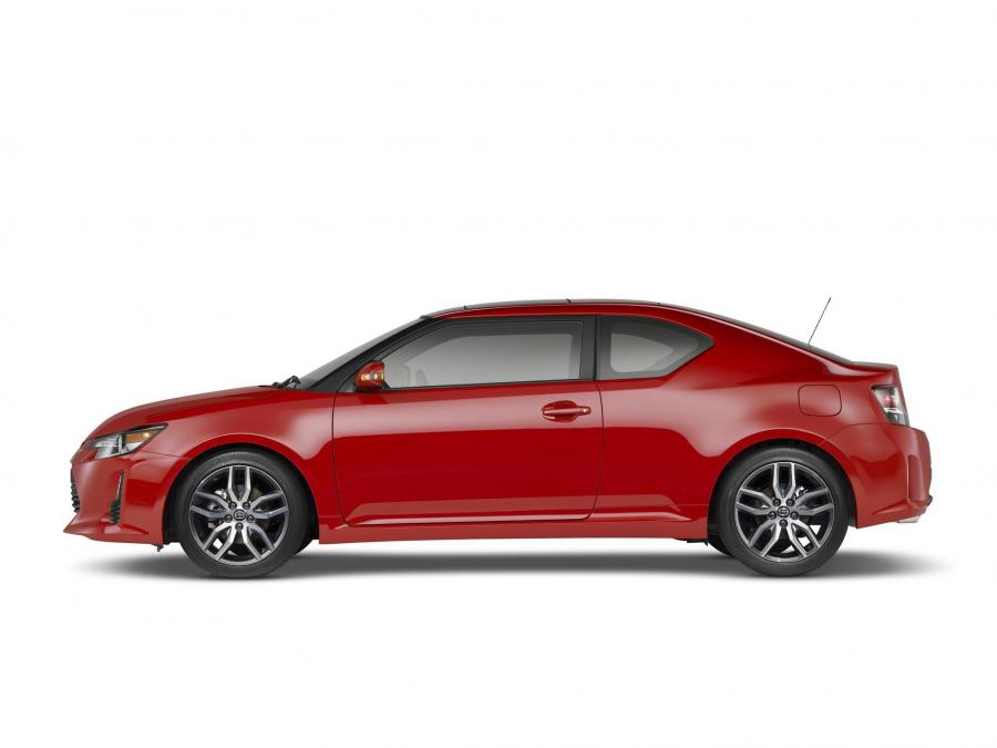  Scion tC 2013 года  (фото 16 из 33)